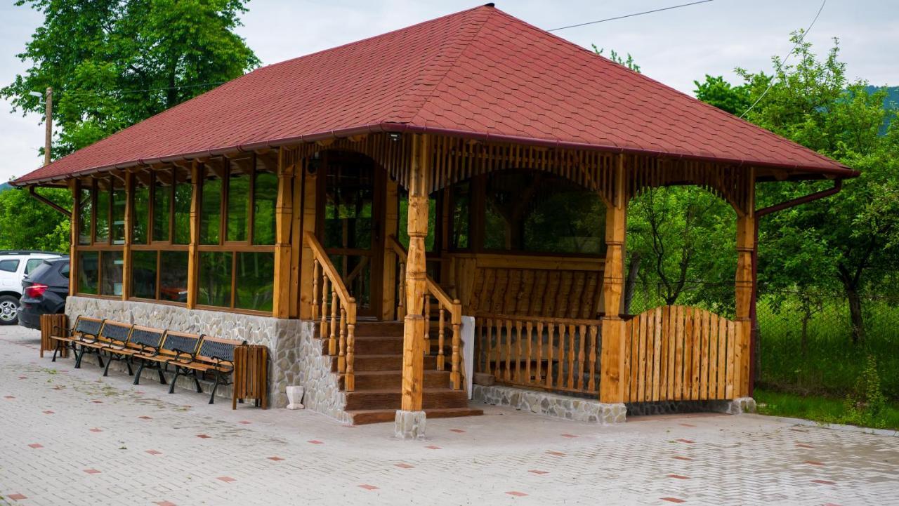 Pensiunea Surya Ludestii de Jos Exterior foto