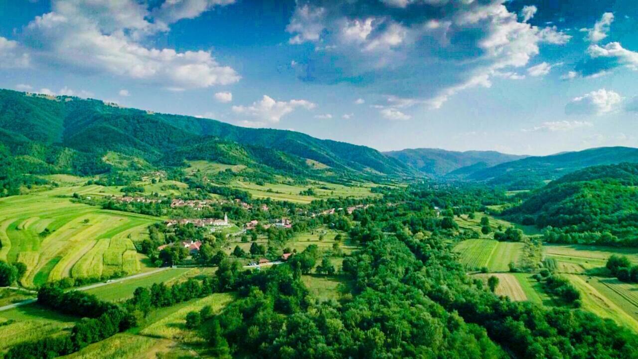 Pensiunea Surya Ludestii de Jos Exterior foto